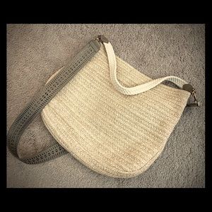 Stella and Dot straw hobo style bag NWOT